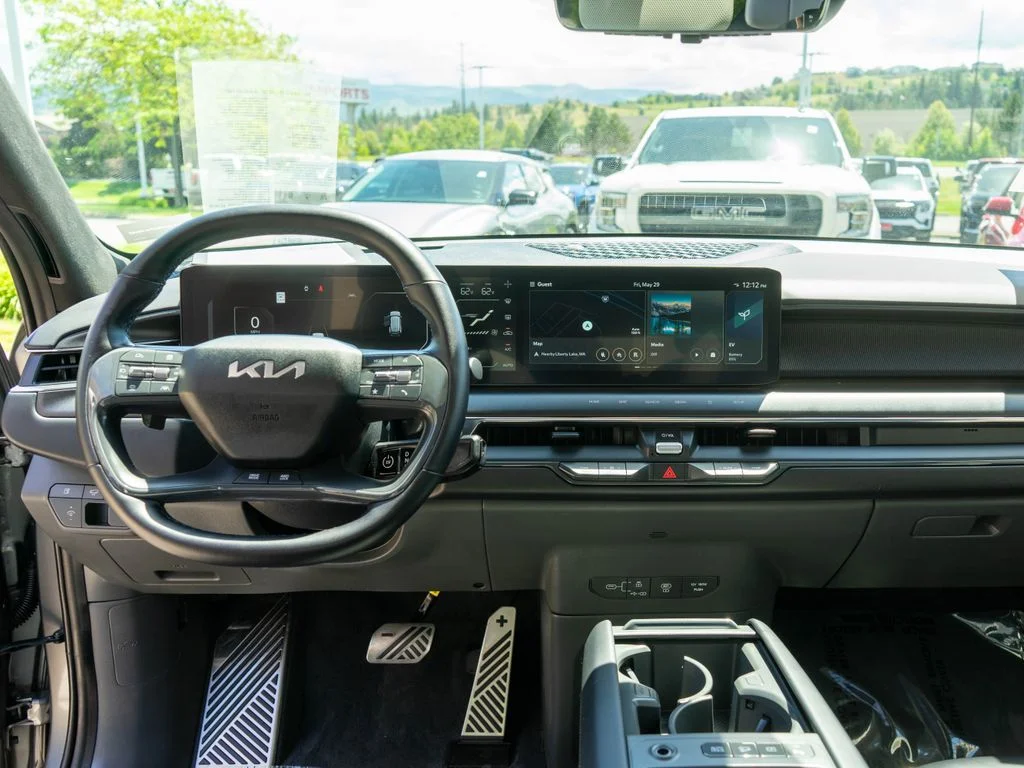 Used 2024 Gray Kia GT-Line image 17