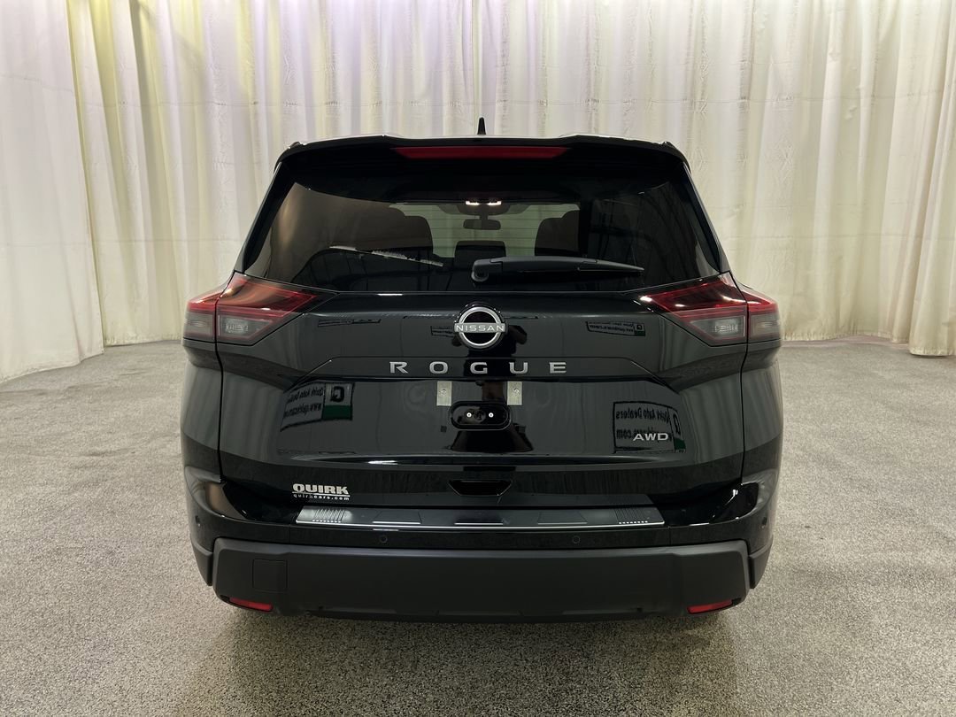 2026 Nissan Rogue SV - Photo 7