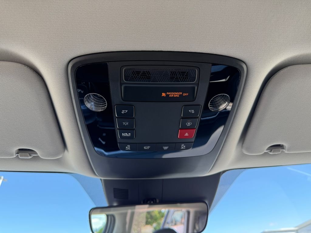 New 2026 Snow White Pearl Kia EX image 25