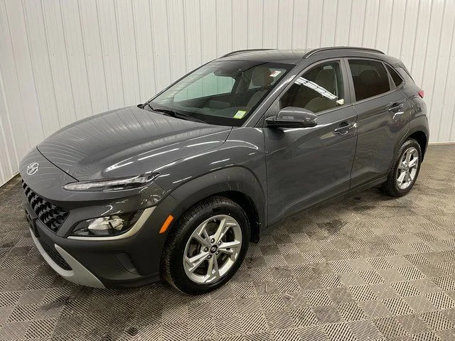 Used 2023 Gray Hyundai SEL image 9