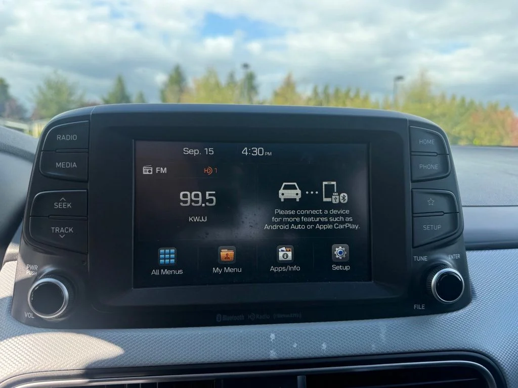 Used 2020 Pulse Red Hyundai SEL image 14