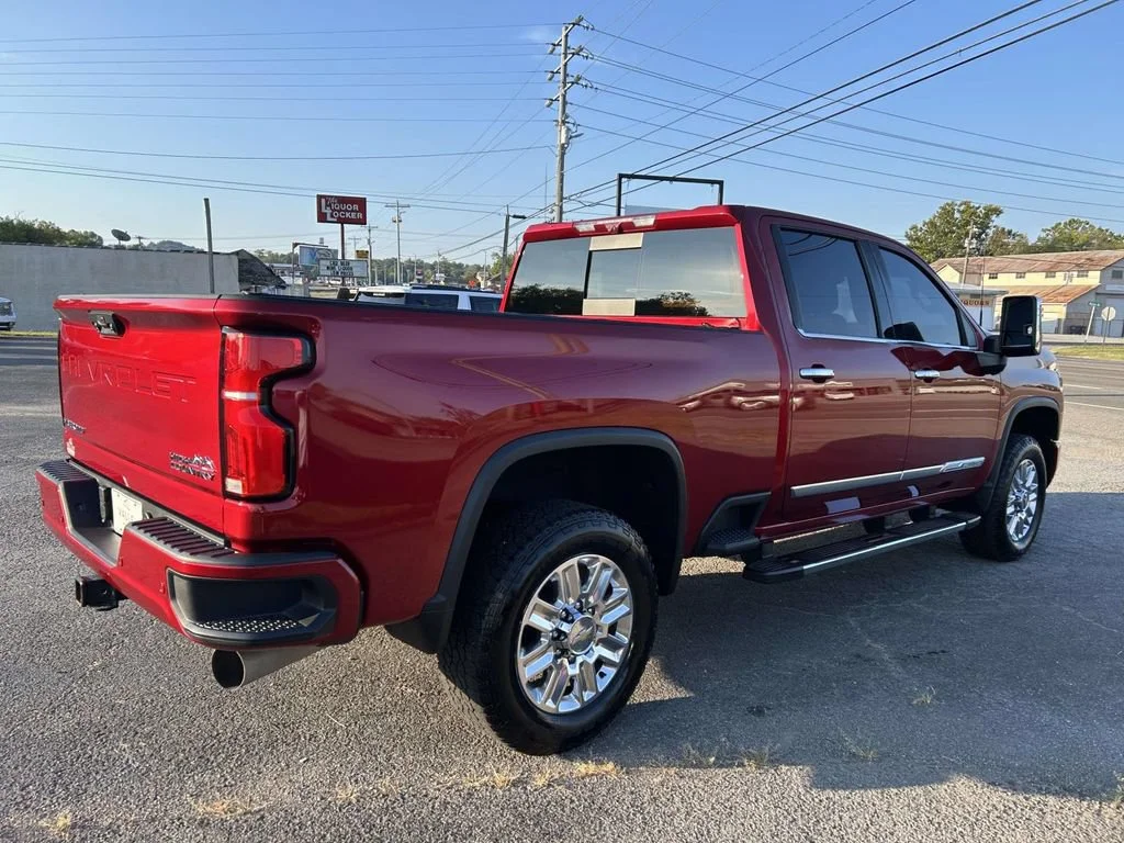 Used 2025 Radiant Red Tintcoat Chevrolet High Country image 4