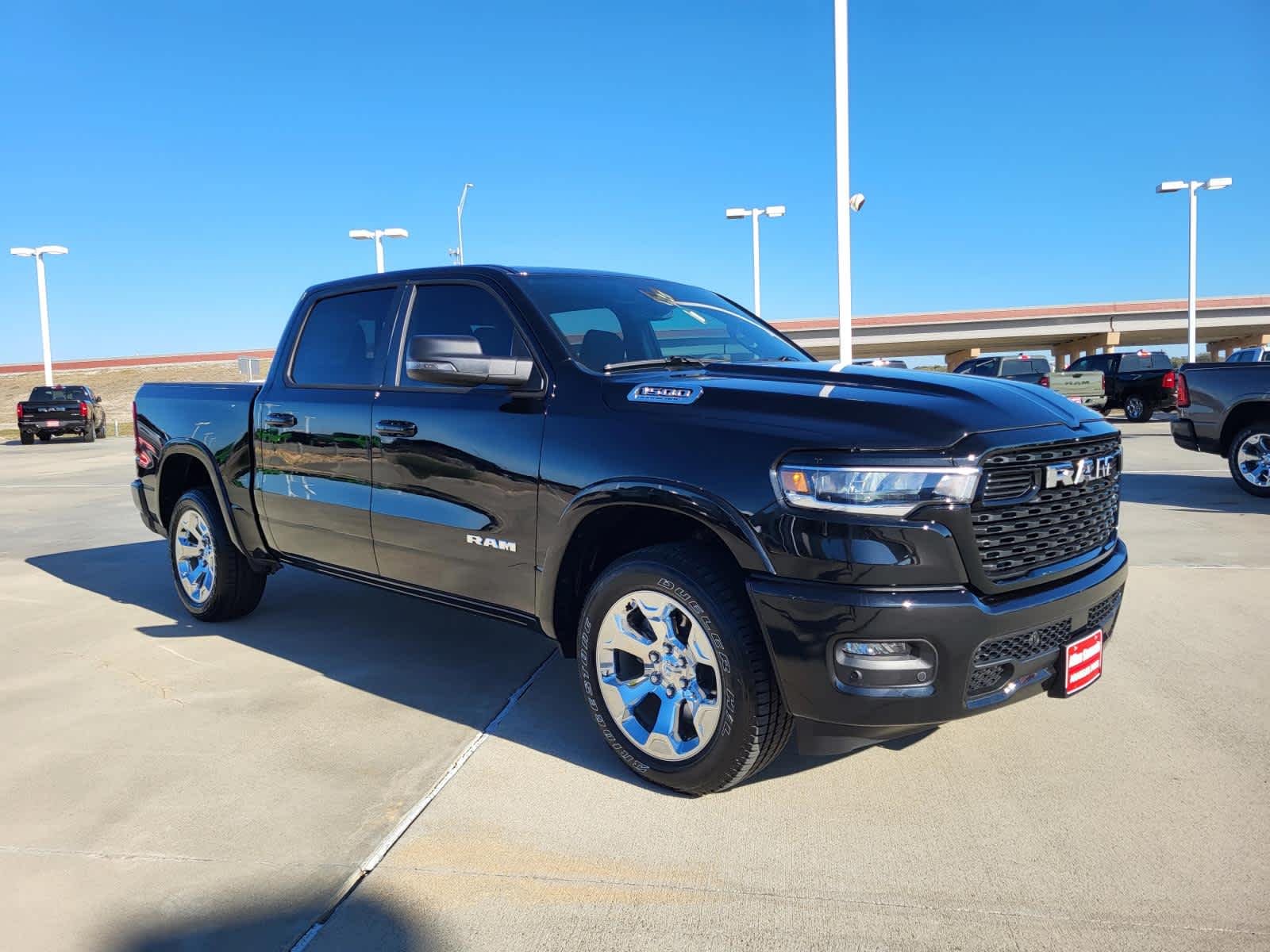 New 2026 Diamond Black Crystal Pearl-Coat Exterior Paint RAM Lone Star image 7