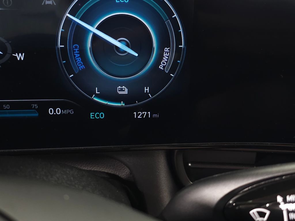 2025 Hyundai Elantra Blue - Photo 21