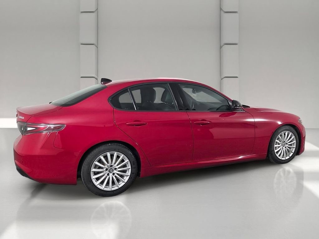 Used 2024 Alfa Rosso Alfa Romeo Sprint image 4