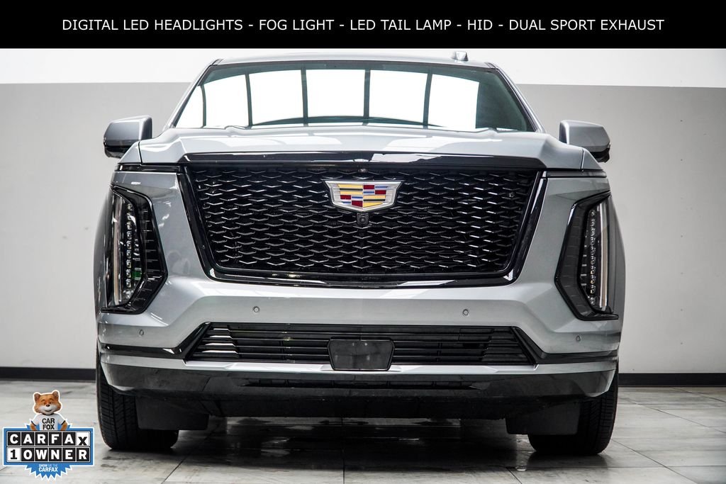 Used 2025 Silver Cadillac Sport image 4