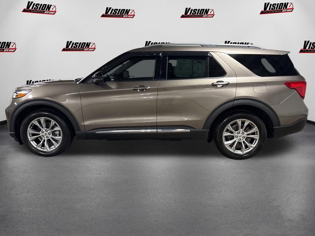 Used 2021 Gray Ford Limited image 8