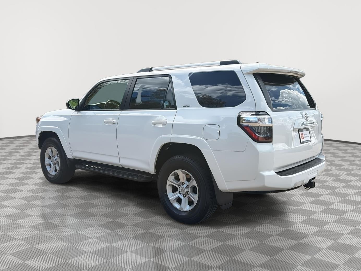 Certified Used 2019 Super White Toyota SR5 image 5