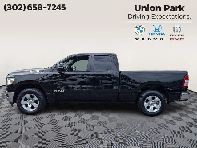 Used 2021 Diamond Black Ram Big Horn/Lone Star image 7