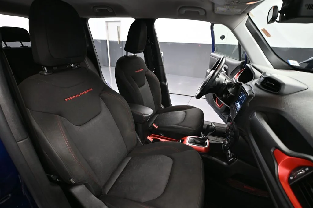 Used 2020 Blue Jeep Trailhawk image 45