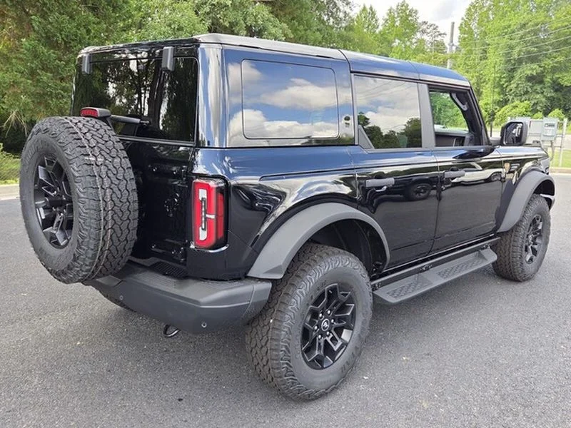 New 2026 Shadow Black Ford Badlands® image 14