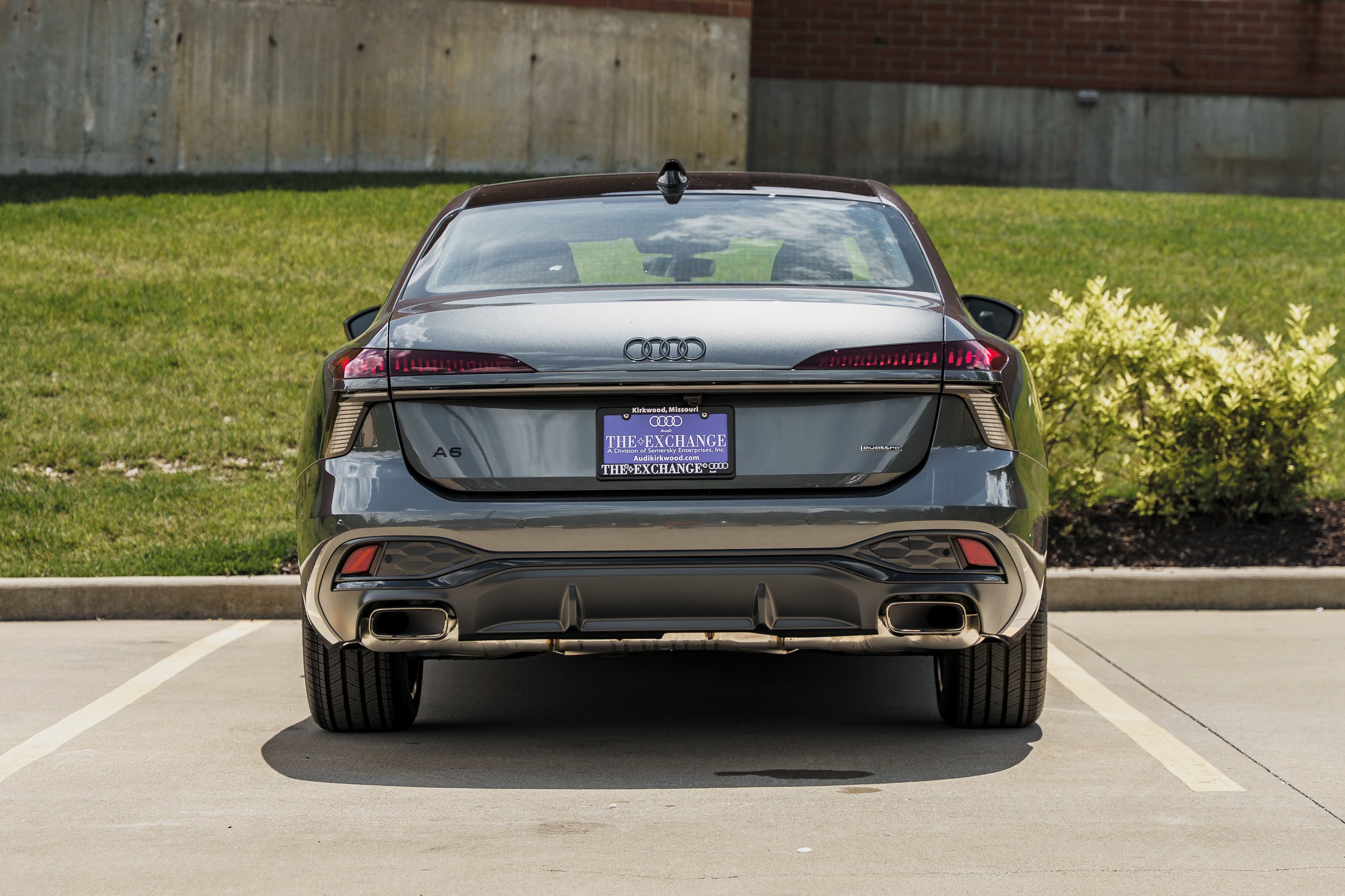 New 2026 Daytona Gray Pearl Effect Audi Premium Plus image 29