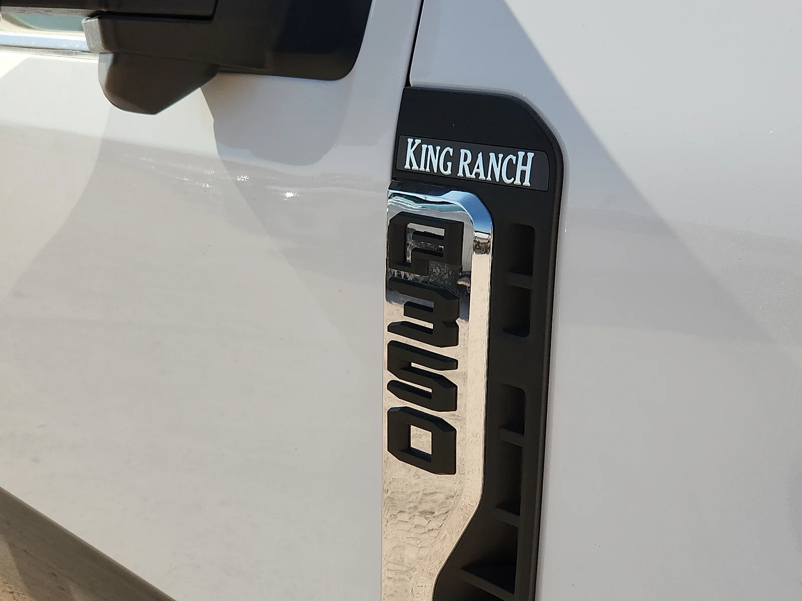New 2026 Oxford White Ford King Ranch image 10