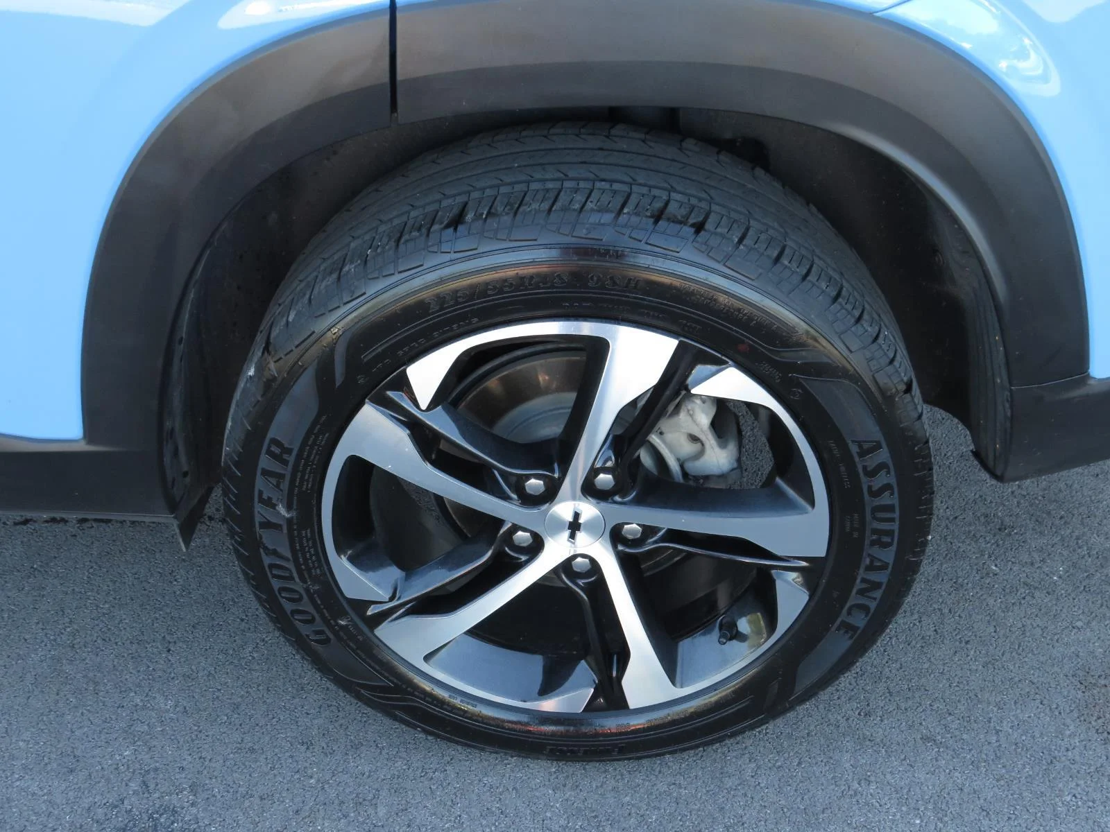 Used 2024 Fountain Blue Chevrolet 1RS image 20