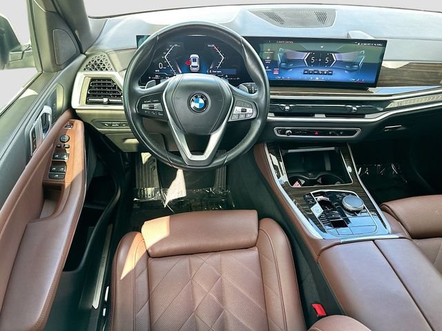 Used 2024 White BMW sDrive40i image 23