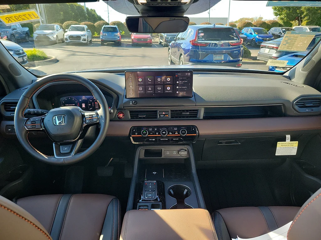 2026 Honda Pilot TrailSport, photo 9 of 12