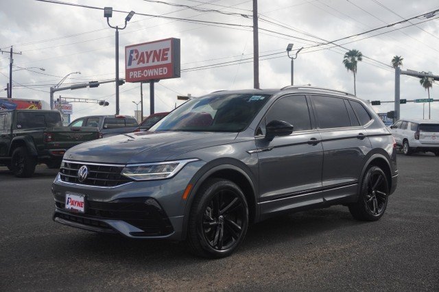 2023 Volkswagen Tiguan SE R-Line Black