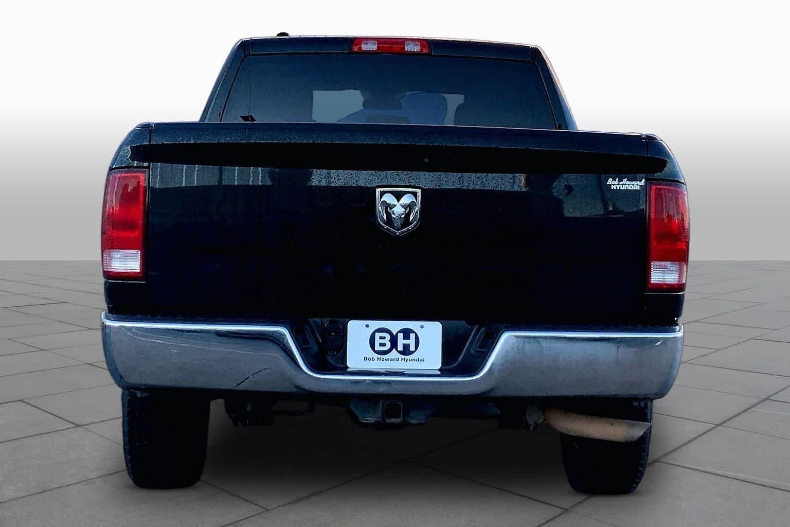 Used 2017 Black Forest Green Pearlcoat Ram Tradesman image 5