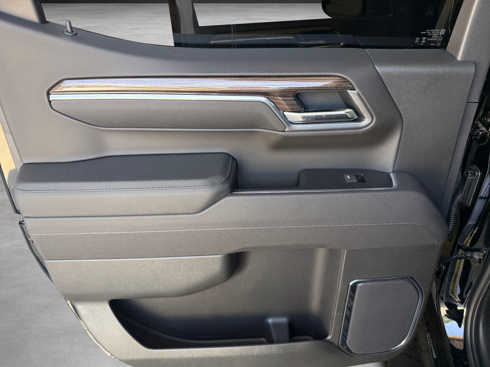 New 2026 Black Chevrolet LT image 20