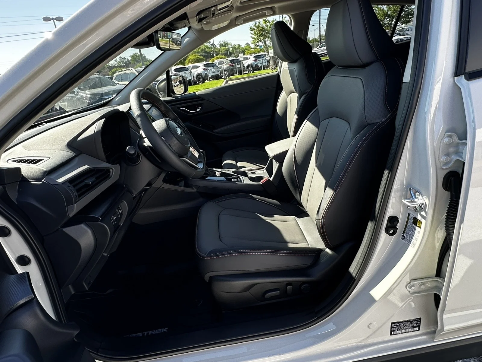 New 2026 CRYSTAL WHITE PEARL Subaru Limited Hybrid image 13
