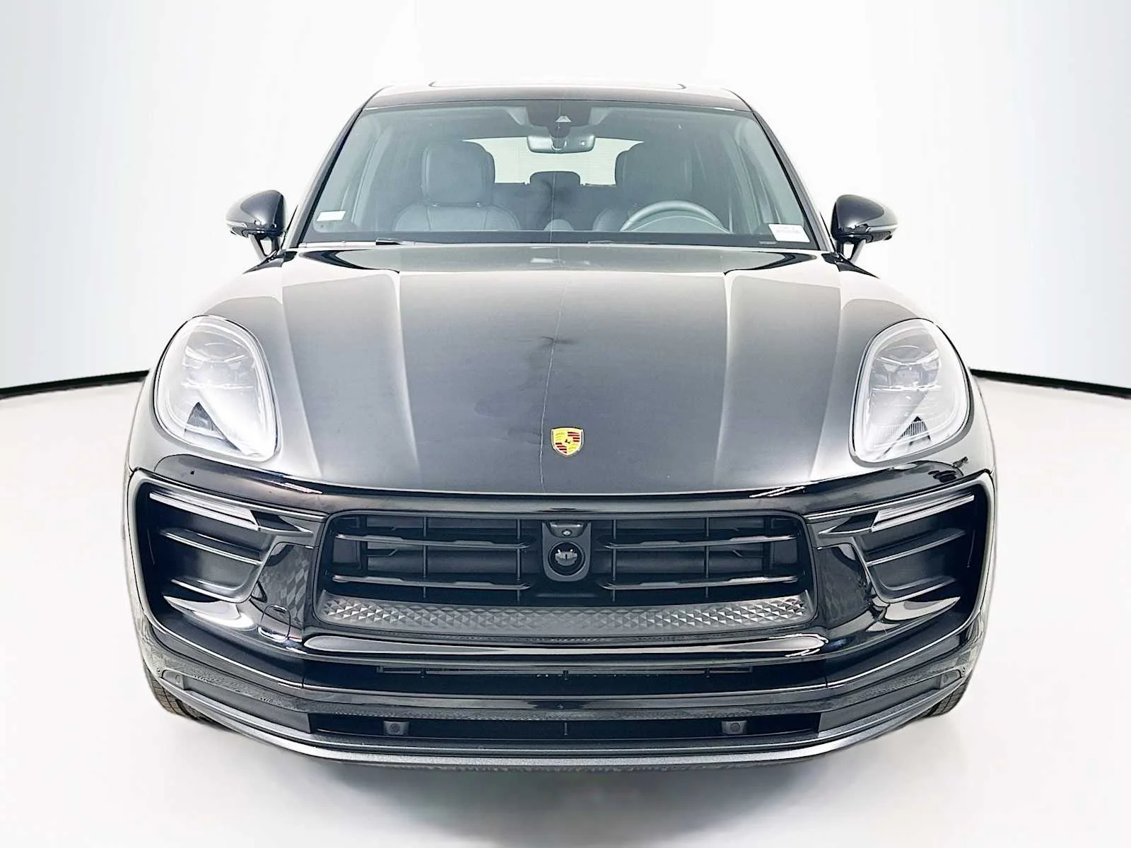 2025 Porsche Macan - Photo 6