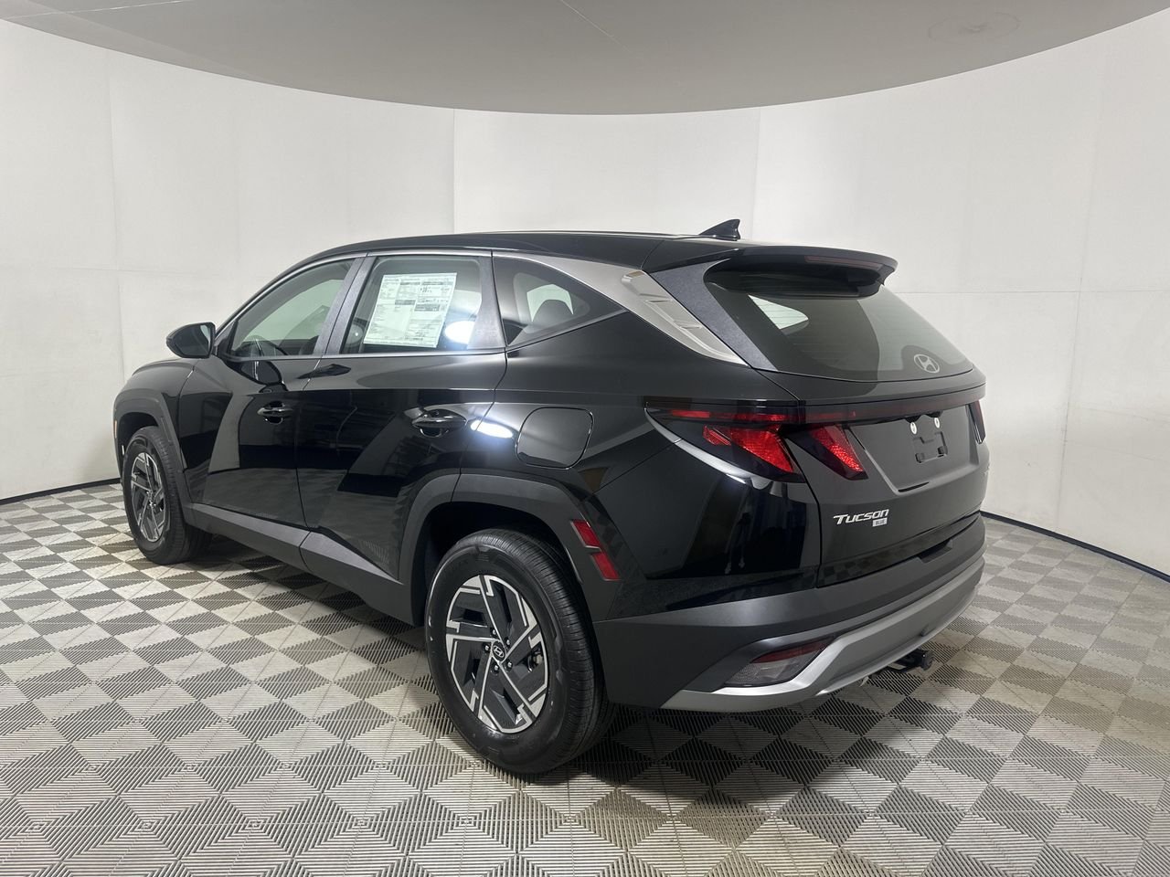New 2026 Ash Black Hyundai Blue SE image 5