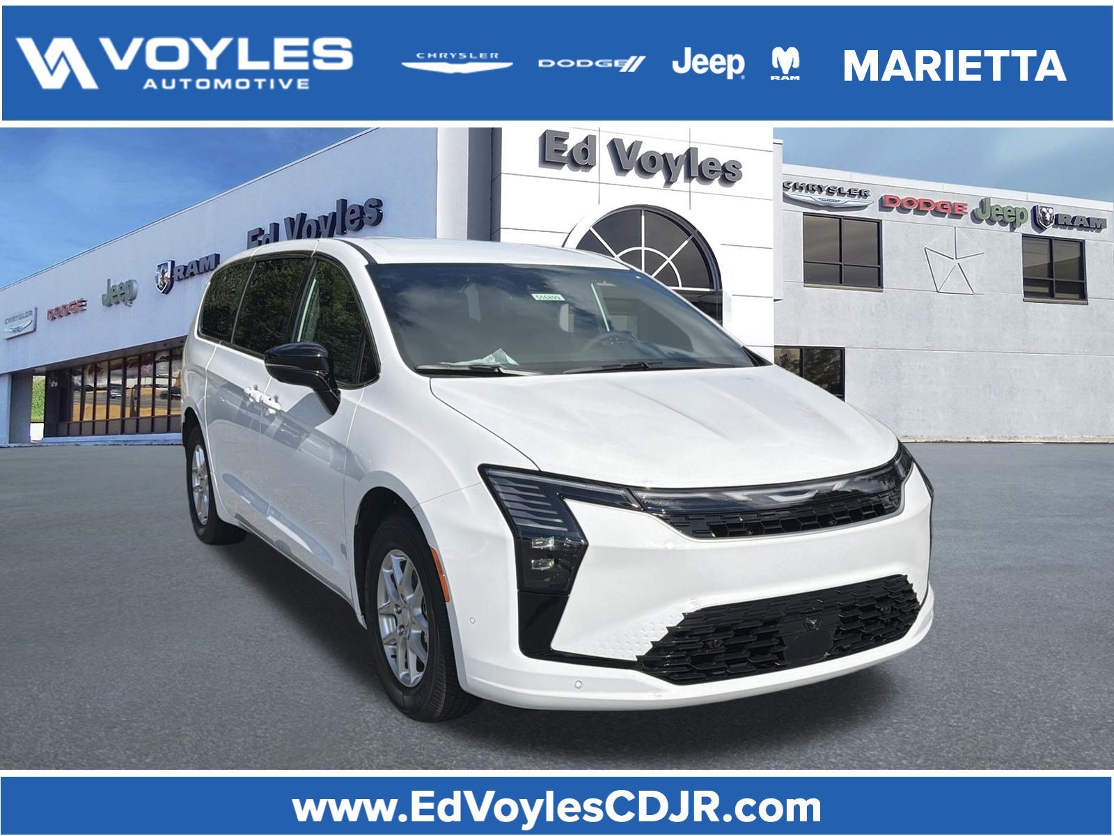 2027 Chrysler Pacifica Select's photo