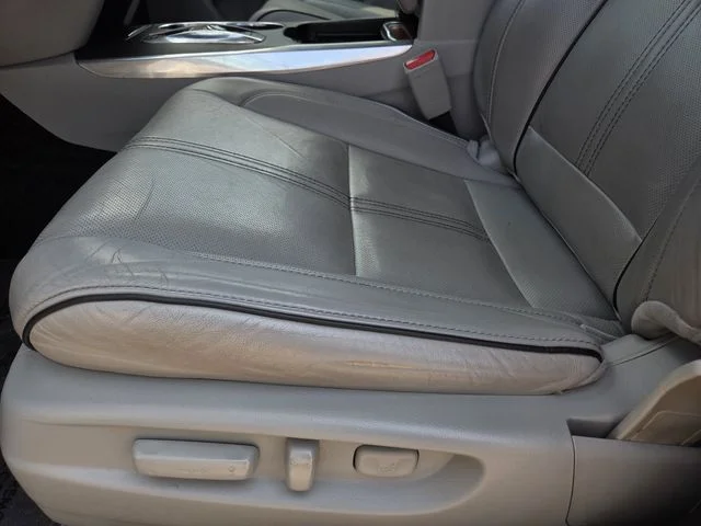 Used 2017 Silver Acura w/Advance Pkg image 13
