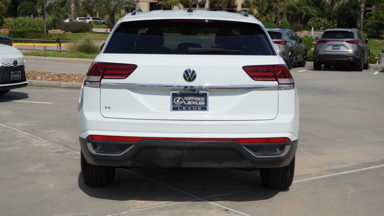 Used 2021 White Volkswagen 2.0T SE w/Technology image 7