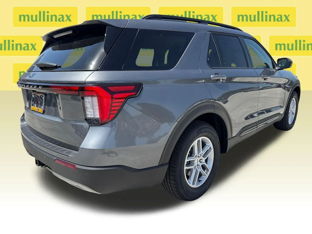 New 2026 Gray Ford Active image 15