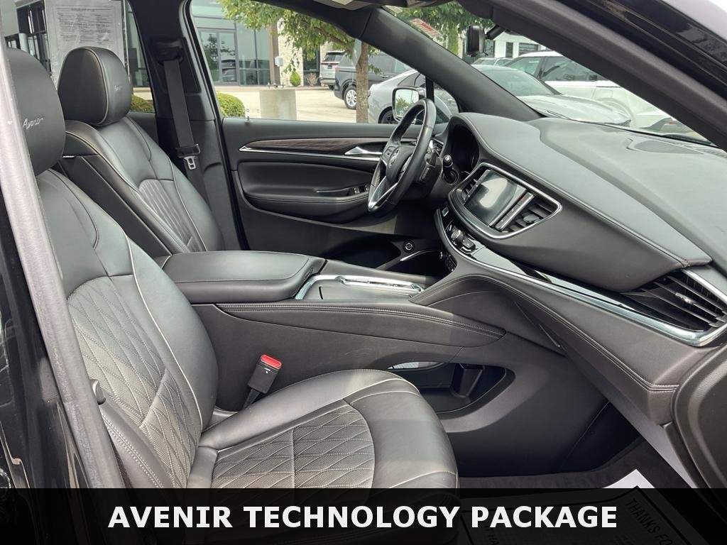 Used 2022 Ebony Twilight Metallic Buick Avenir image 12