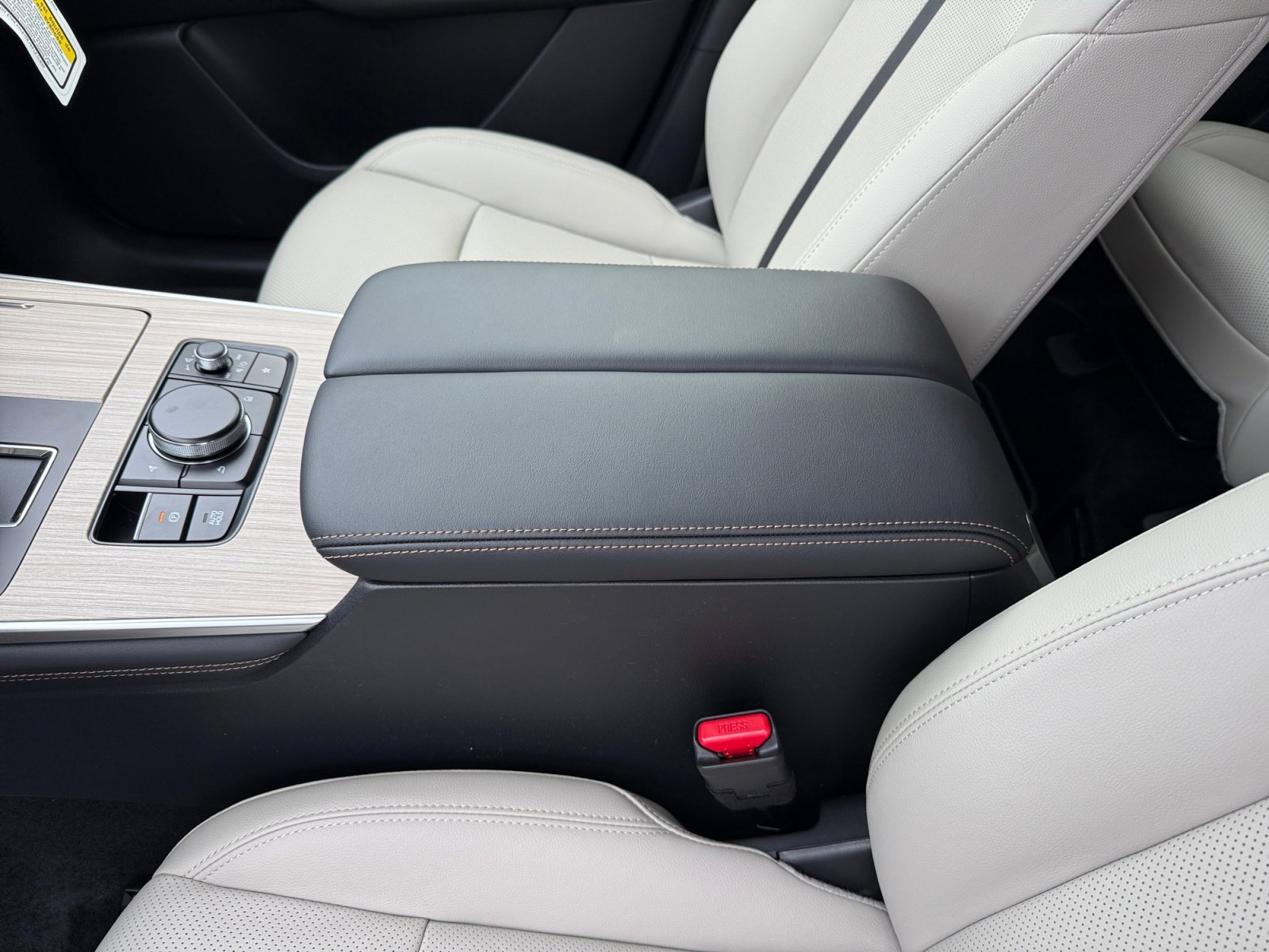 New 2026 Machine Gray Metallic Mazda Preferred image 14