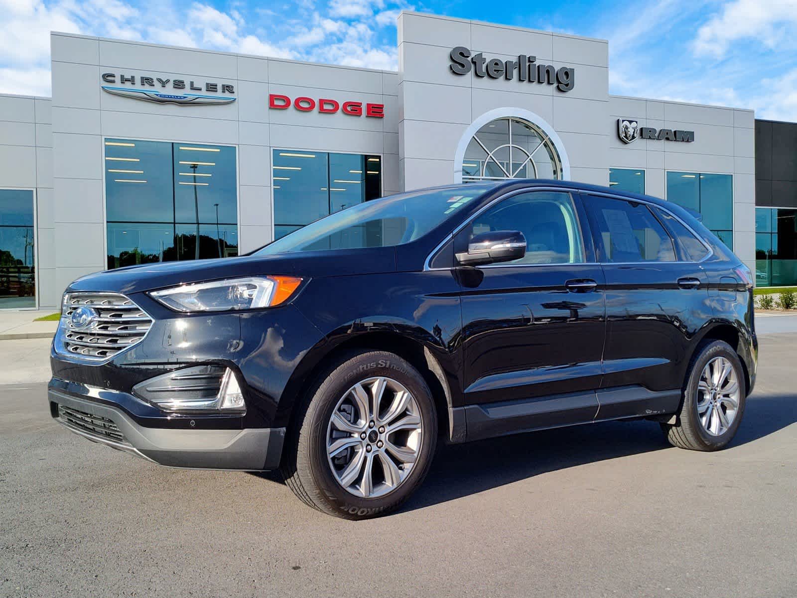 2024 Ford Edge Titanium