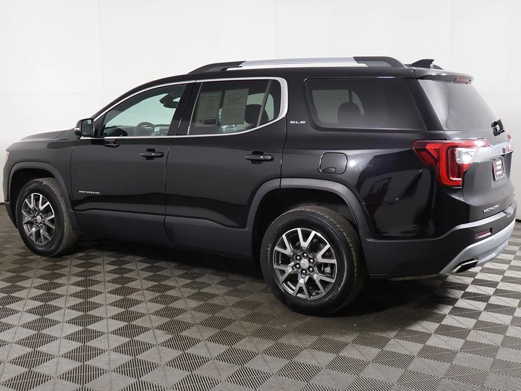 Used 2023 Black GMC SLE image 16