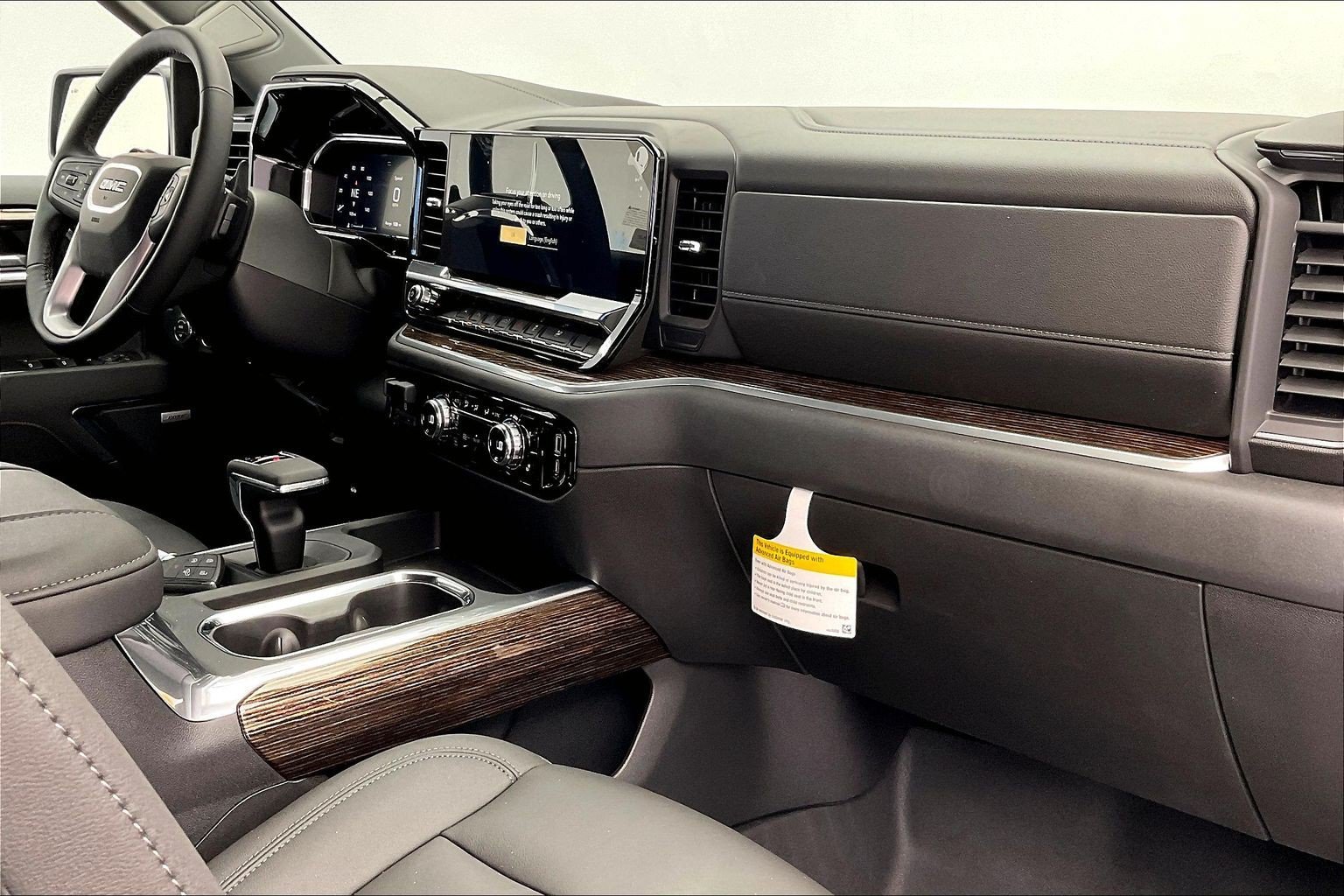 New 2026 Onyx Black GMC Elevation image 6