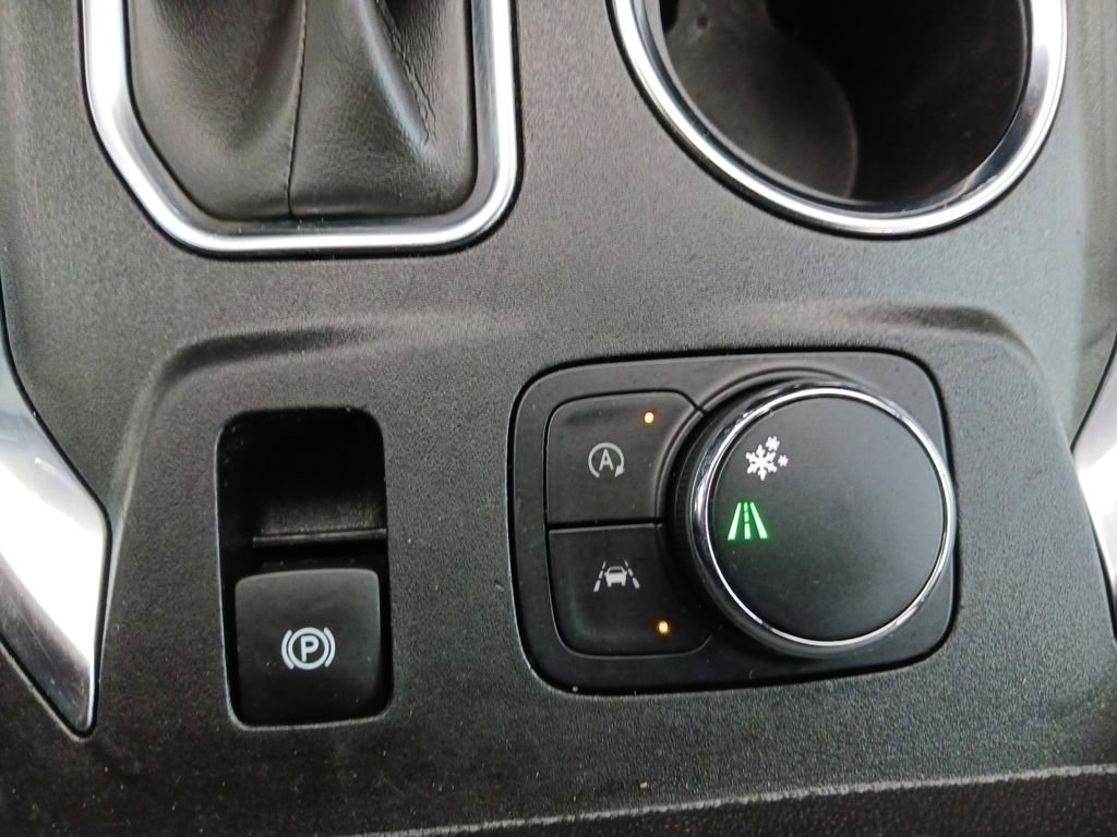 Used 2023 Sterling Gray Metallic Chevrolet LT Cloth image 14