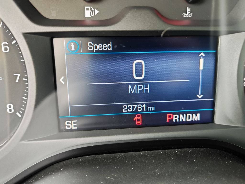 Used 2022 White Chevrolet LT1 image 18