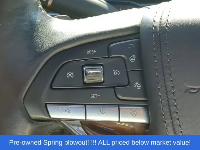 Used 2021 White Cadillac Sport Platinum image 28