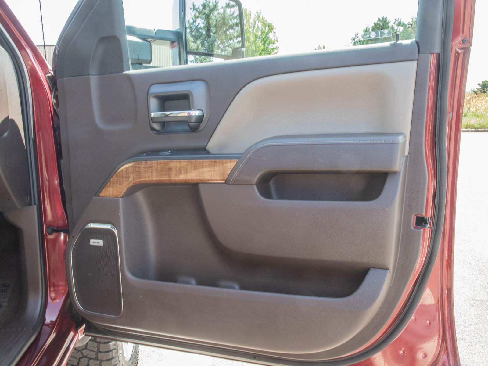 Used 2016 Crimson Red Tintcoat GMC SLT image 11