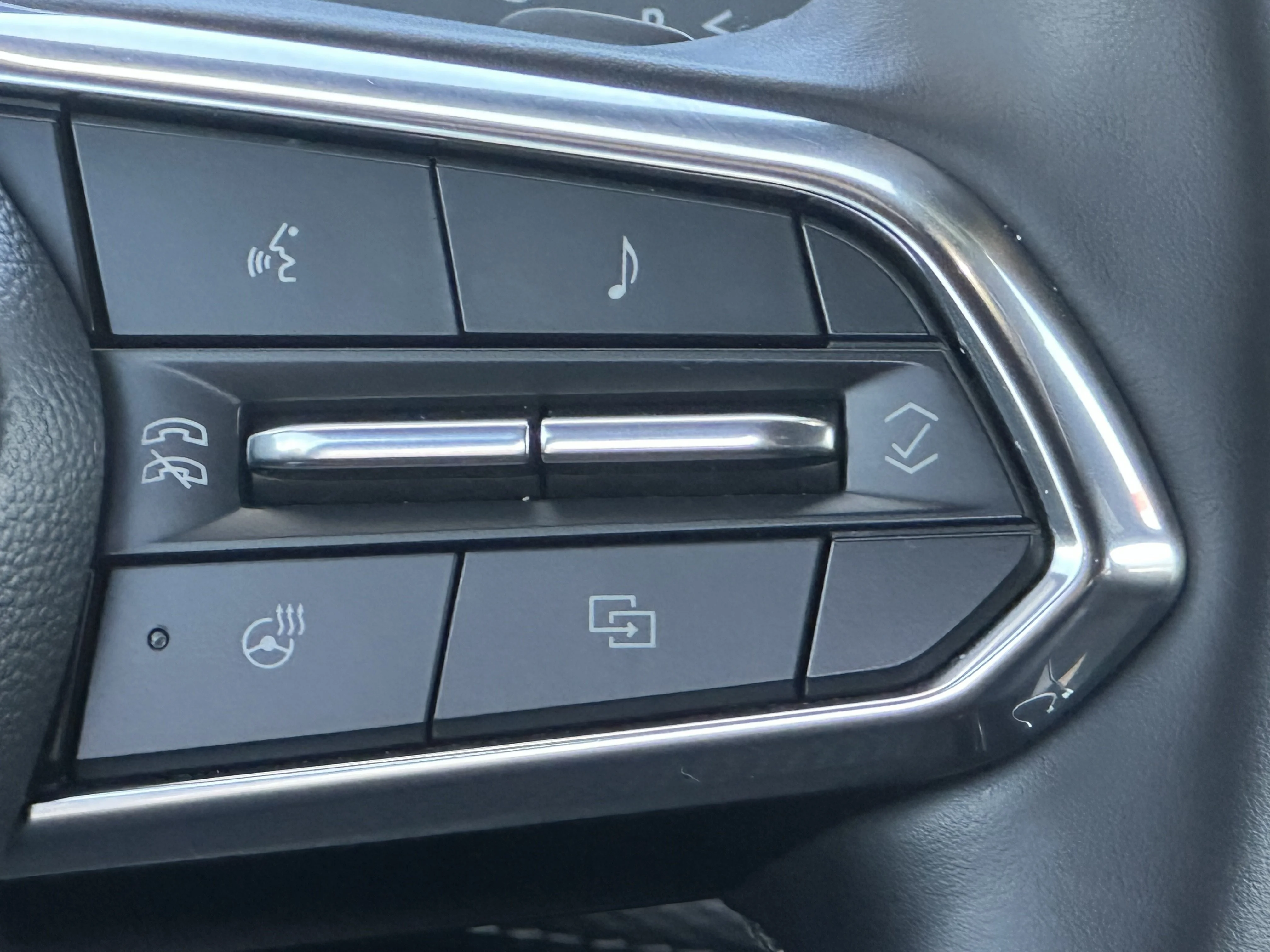 Certified Used 2026  Chevrolet AWD LT image 12