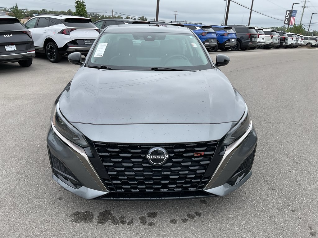 Used 2024 Gun Metallic Nissan 2.5 SR image 3