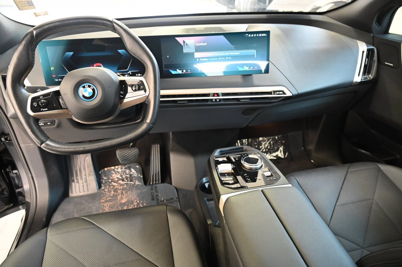 Used 2024 Black Sapphire Metallic BMW xDrive50 image 16