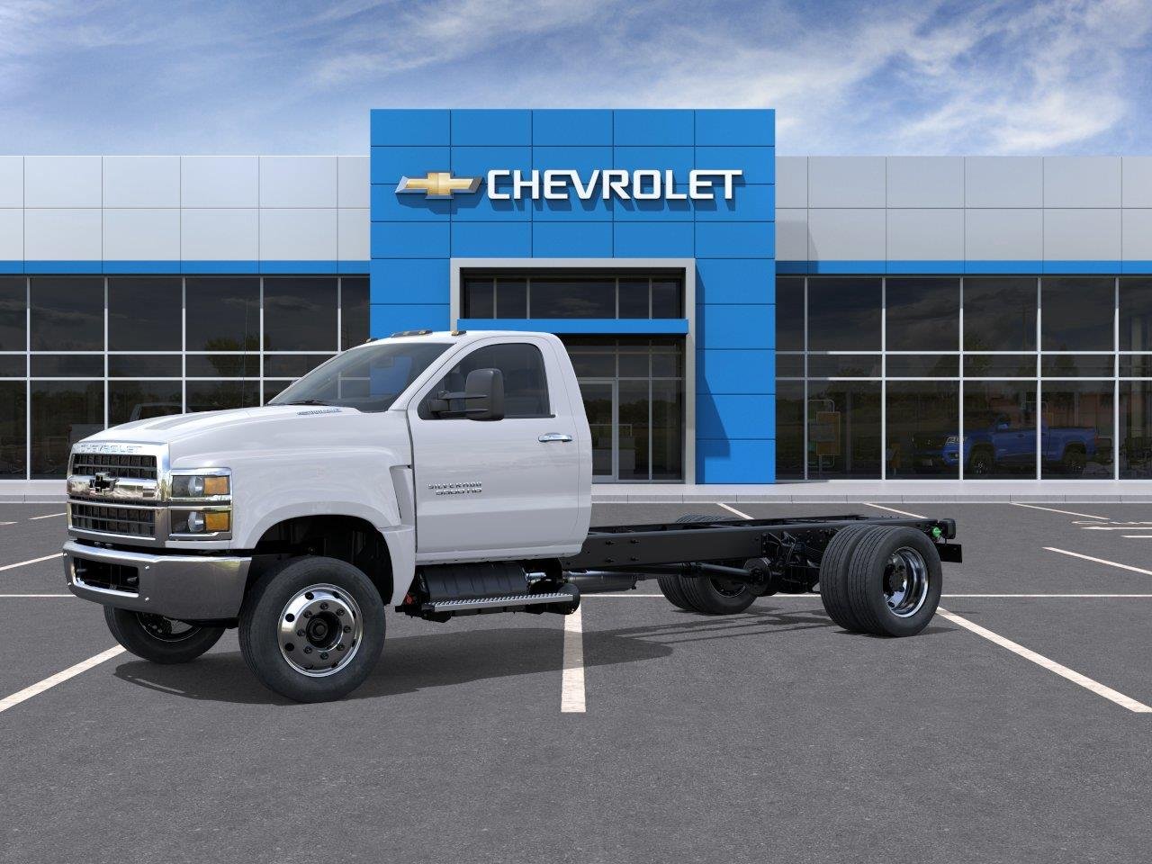 New 2026 Summit White Chevrolet WT image 2