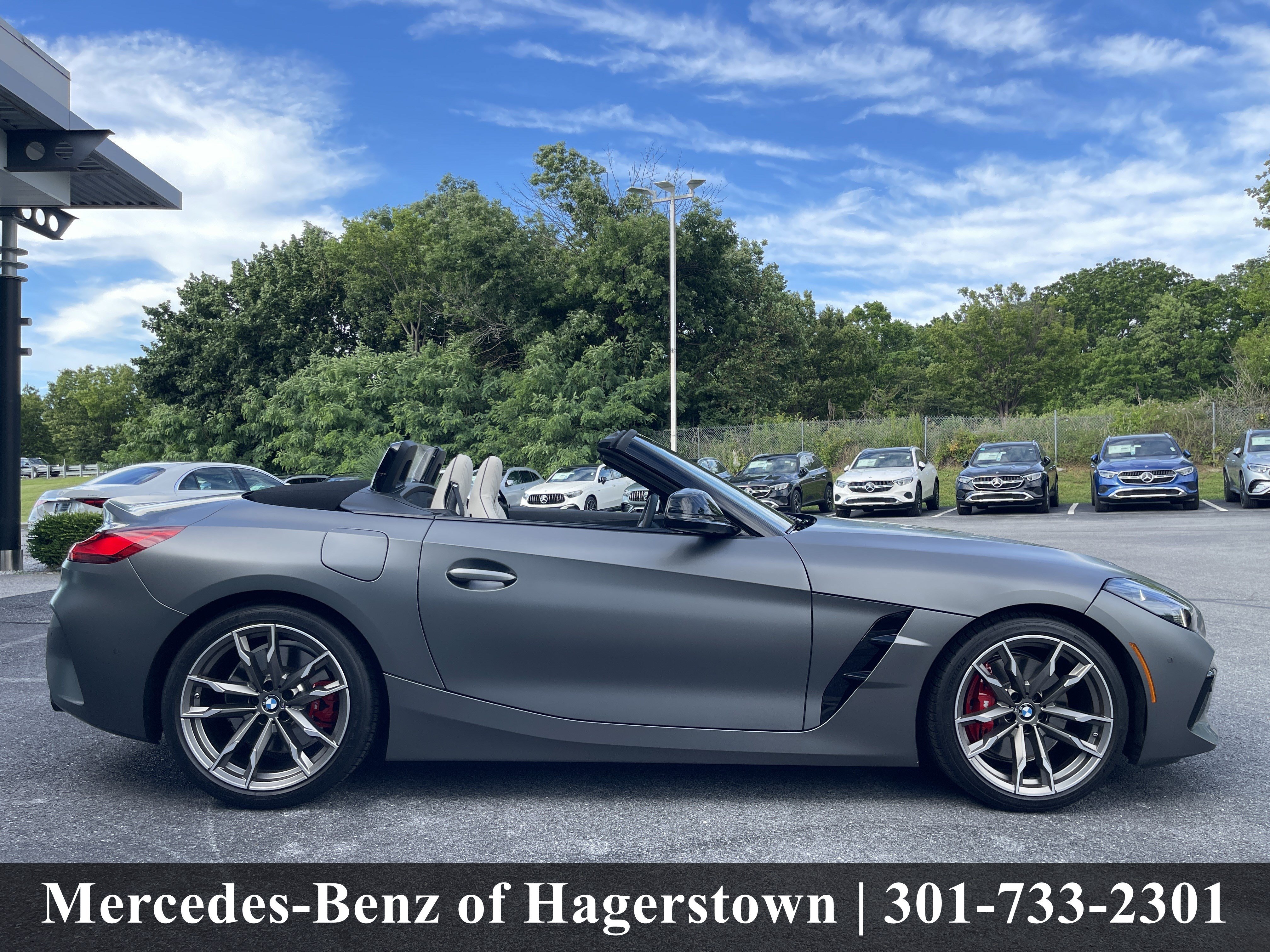 Used 2024 Frozen Grey II Metallic BMW M40i Roadster image 39