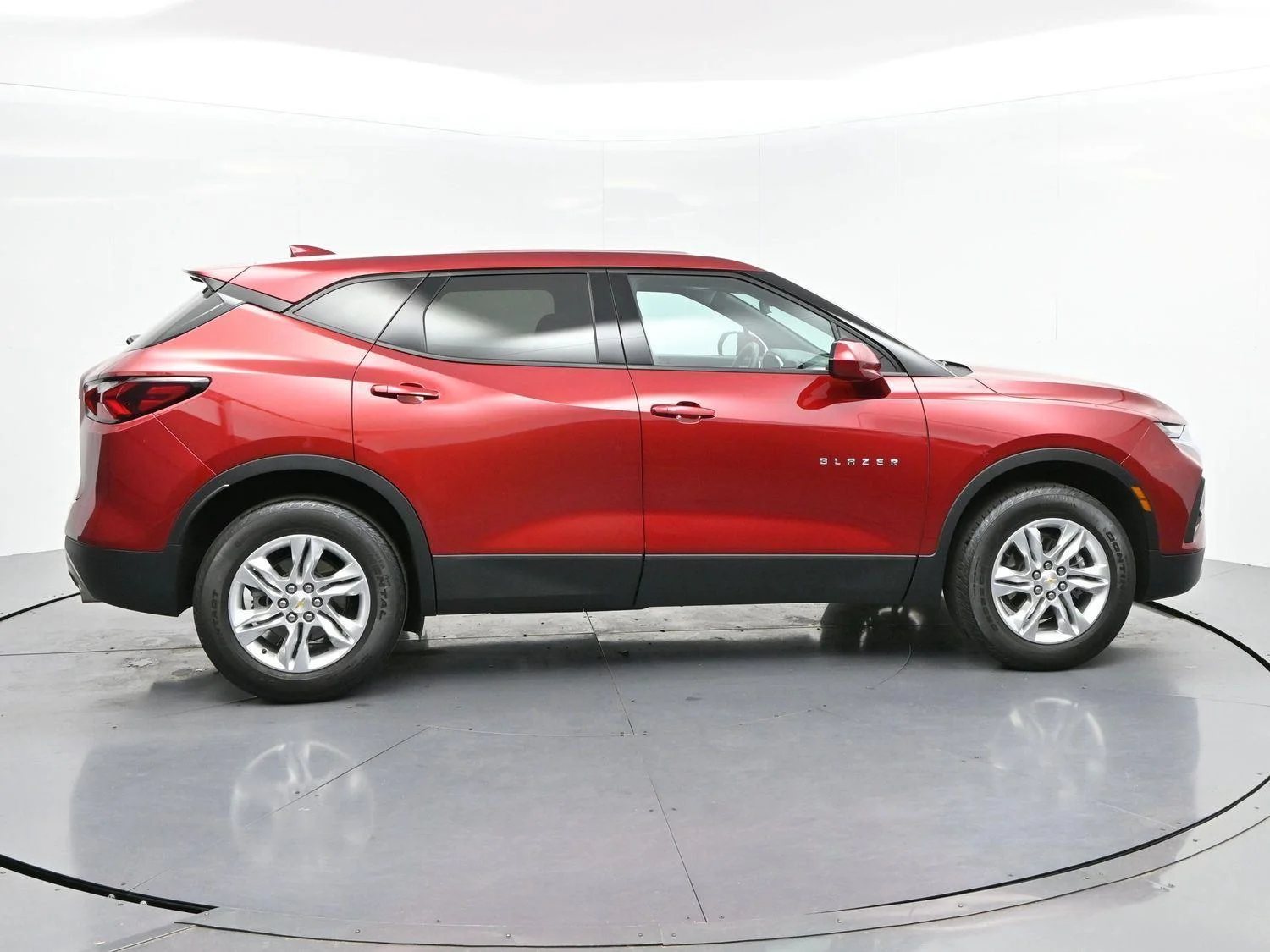 Used 2022 Cherry Red Tintcoat Chevrolet 2LT image 8