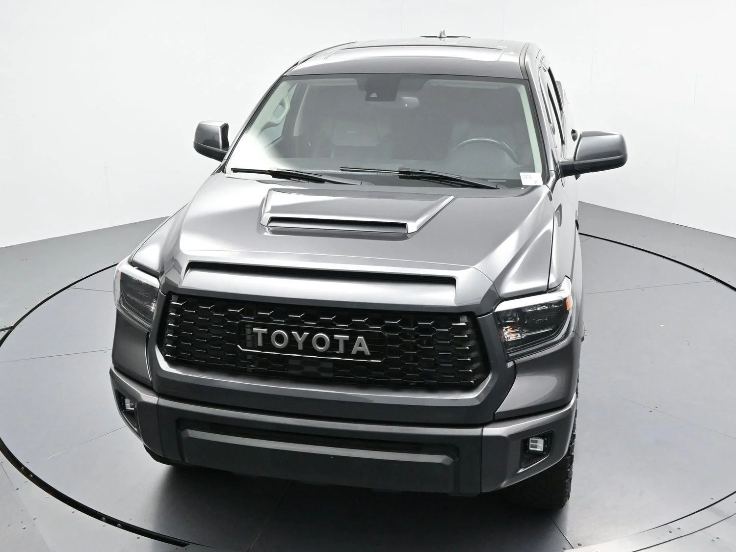 Used 2020 Magnetic Gray Metallic Toyota SR5 image 38