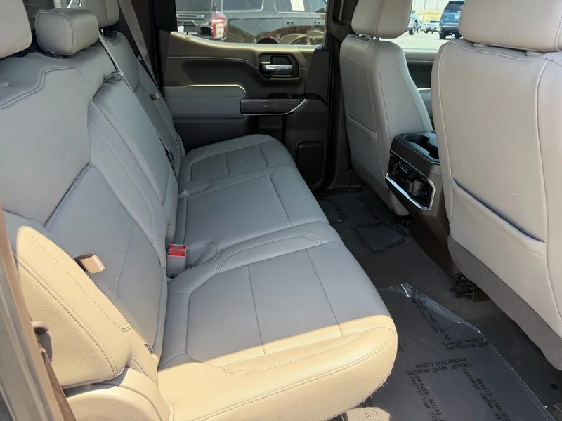 Used 2019 SHADOW GRAY METALLIC Chevrolet LTZ image 23