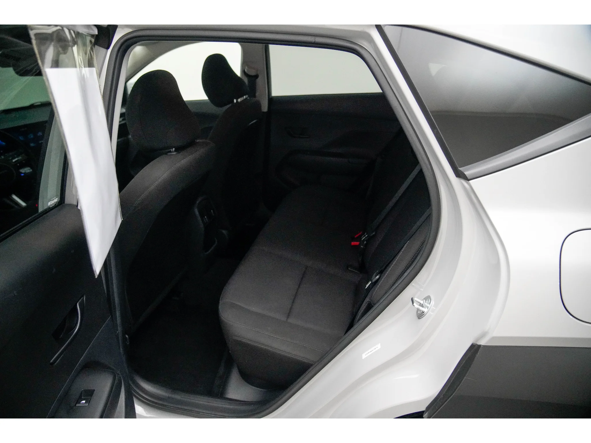 Used 2025 Cyber Gray Metallic Hyundai SEL image 16