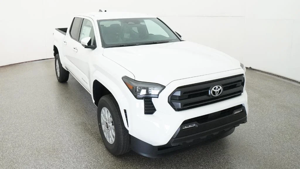 New 2026 Ice Cap Toyota SR5 image 10