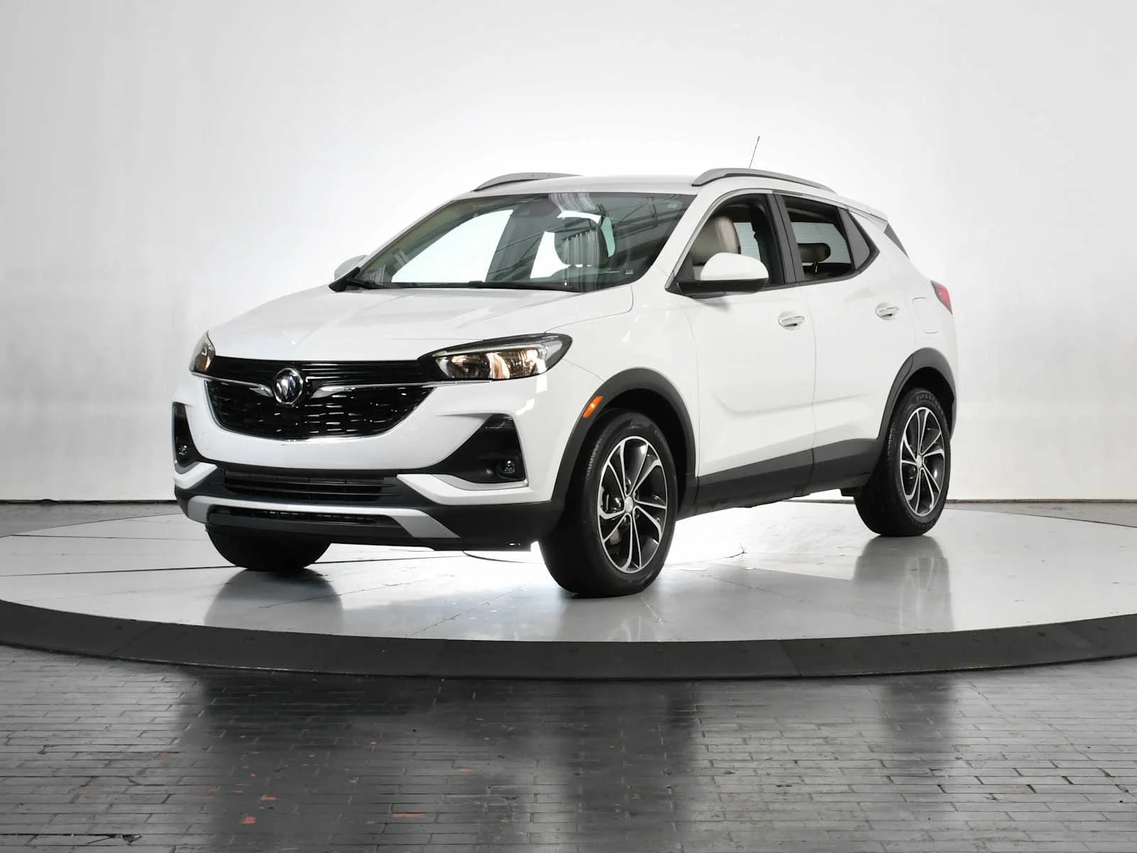 2023 Buick Encore GX Select's photo